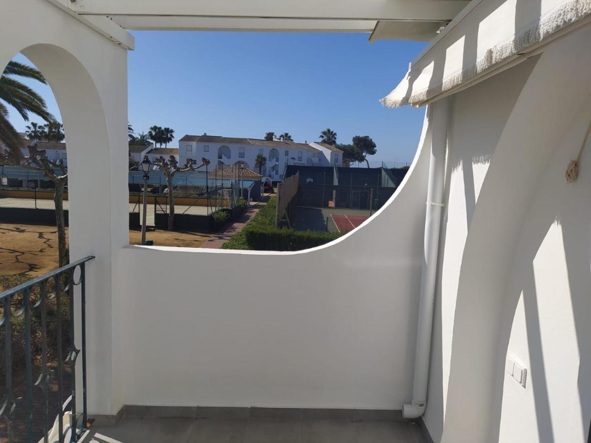Apartamento Primera Linea De Dos Dormitorios Исла Канела Екстериор снимка