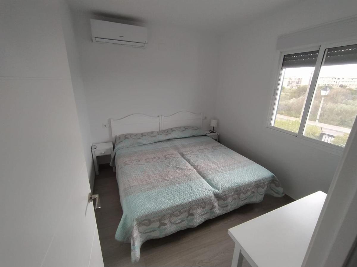 Apartamento Primera Linea De Dos Dormitorios Исла Канела Екстериор снимка